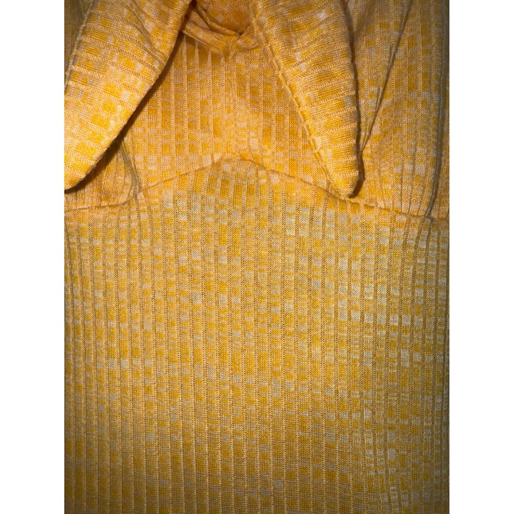Jessica Simpson Lyndsey Golden Rod Tie-Front Top Square Neck Ribbed Blouse 1X - Picture 2 of 5
